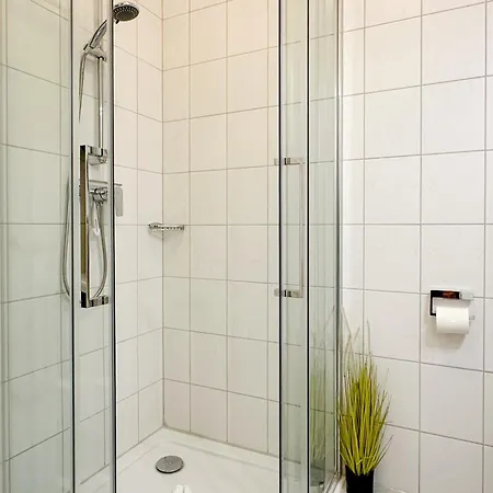 Brise Am Buchenpark App 05